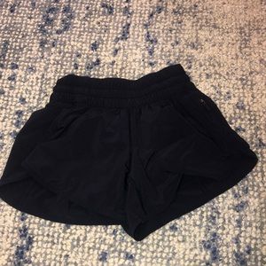 Lululemon Tracker Short V 4*